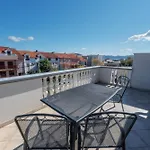 Perica Apartment And Perica Room With Separate Entrance