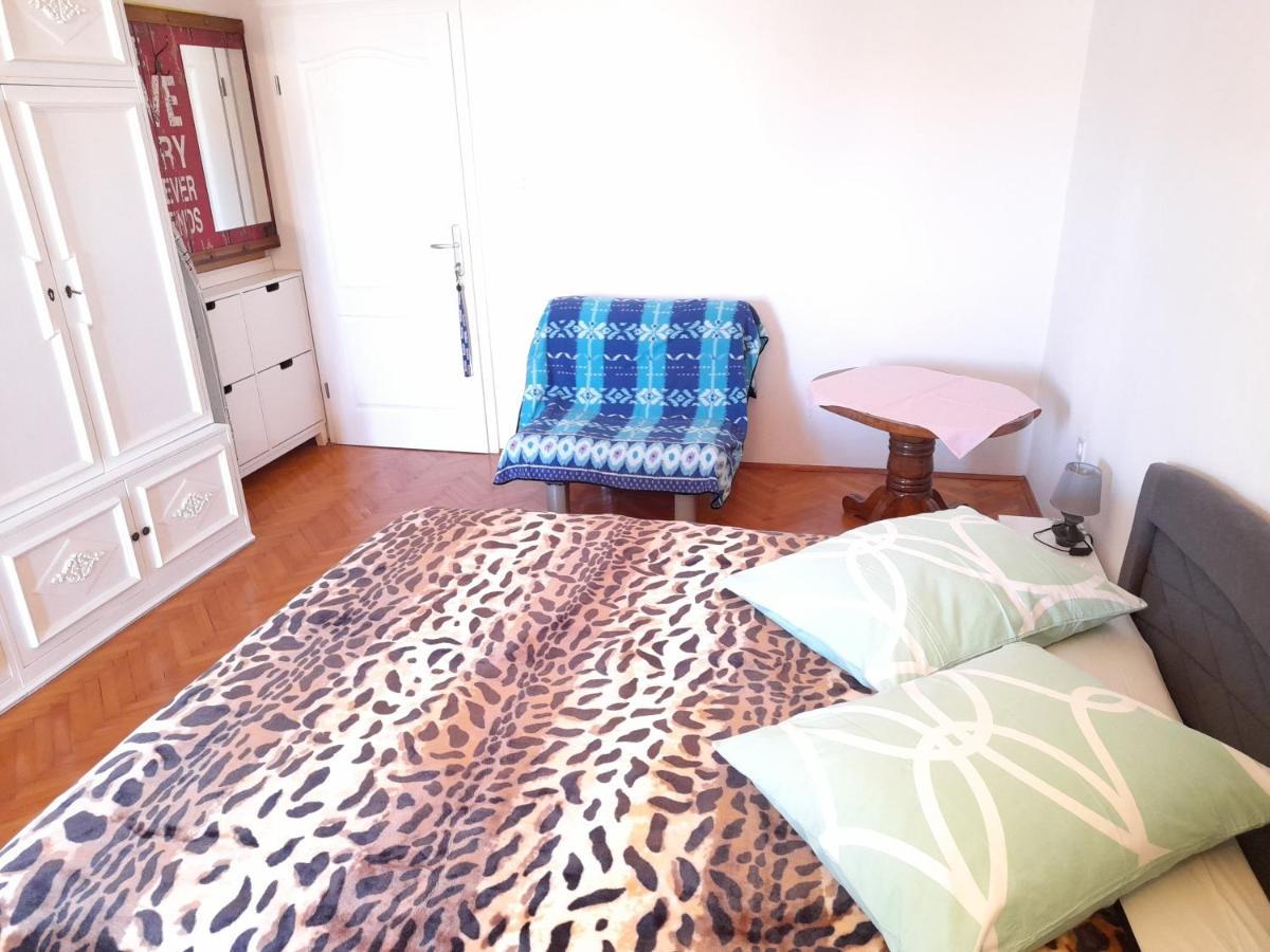 Apartment Perica And Perica With Separate Entrance *
