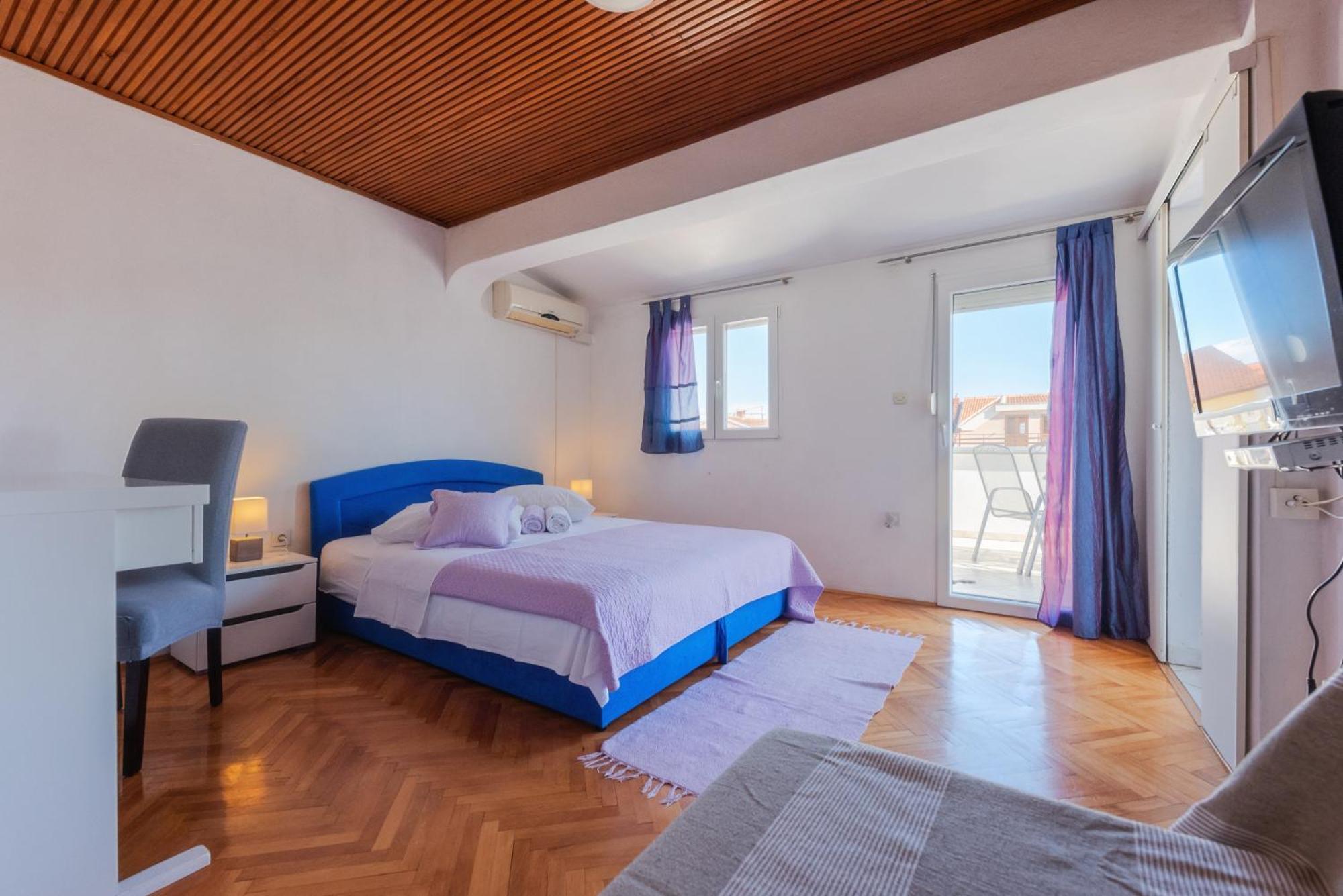 Perica And Perica With Separate Entrance Apartment Zadar