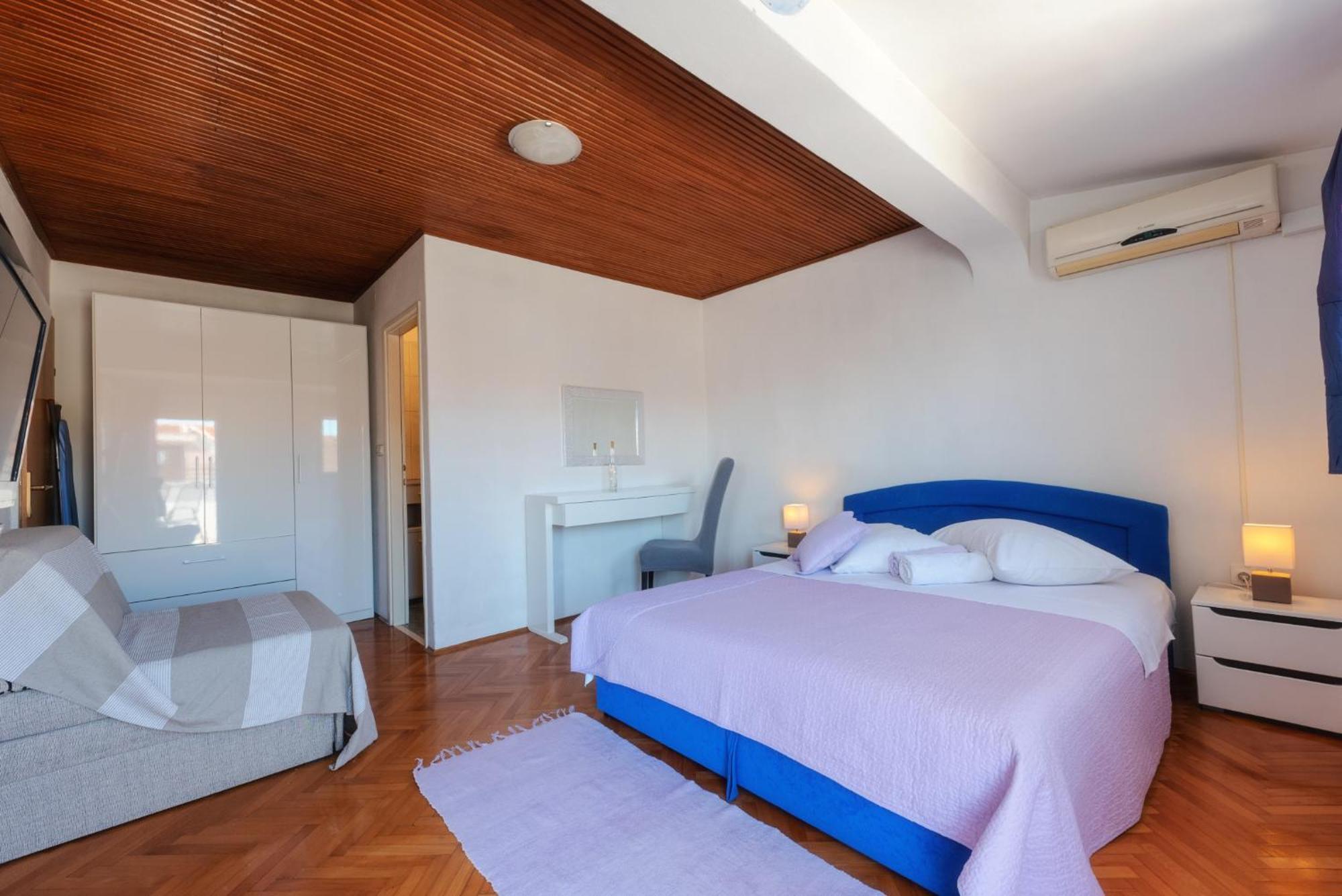 Apartment Perica And Perica With Separate Entrance *